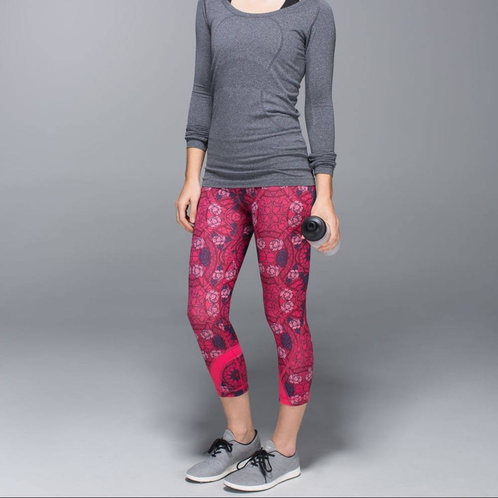 Lulu Lemon Run Inspire Crop